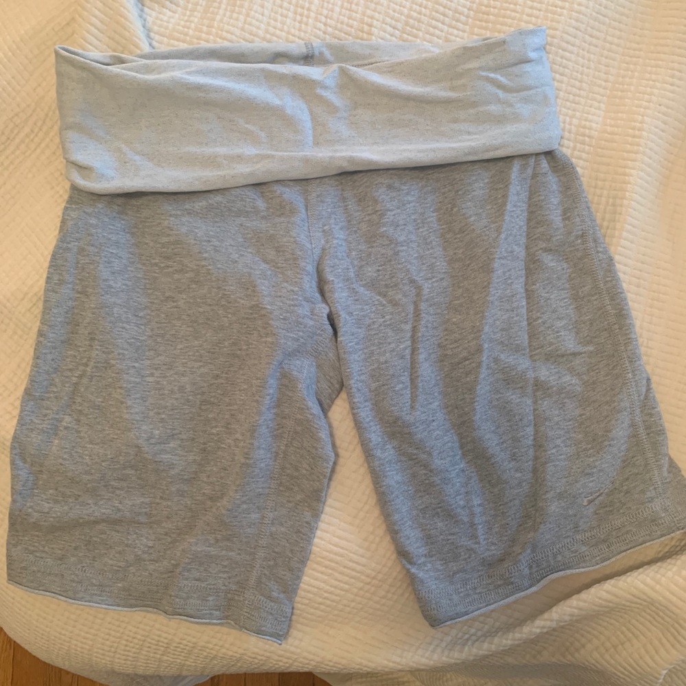 Gray cotton Nike shorts